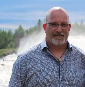 Meet your Posher, Eric